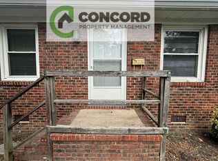 2100 Hiatt St APT 2, Greensboro, NC 27403