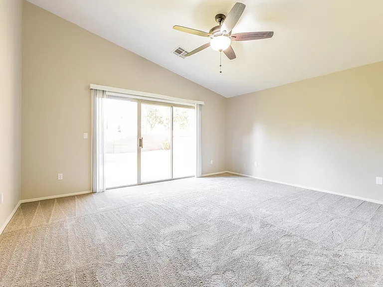 1380 E Sheffield Ave — Photo 10