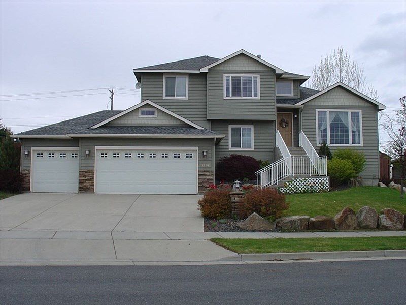 1st image of 1116 S Drummond