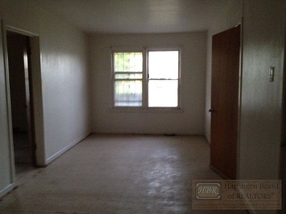 5th image of 1250 Combes St
