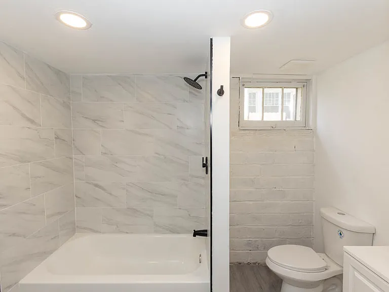 3115 Essex Rd — Photo 18