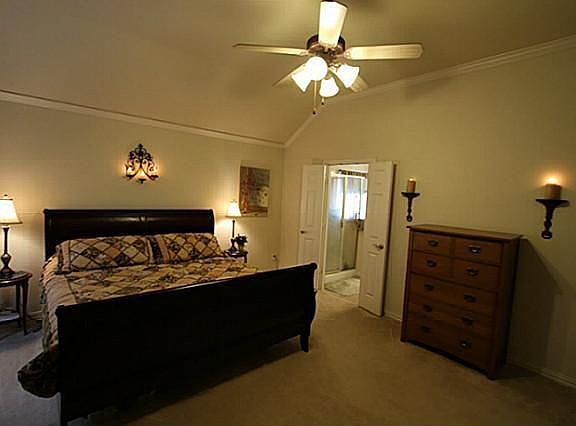 5th image of 12324 Spruce Dr