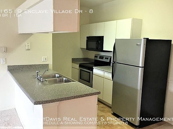 4th image of 16519 Enclave Village Dr #8