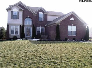 2330 Fordham Ln, Broadview Heights, OH 44147