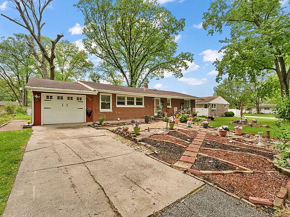 2nd image of 5340 Mary Ann Ln