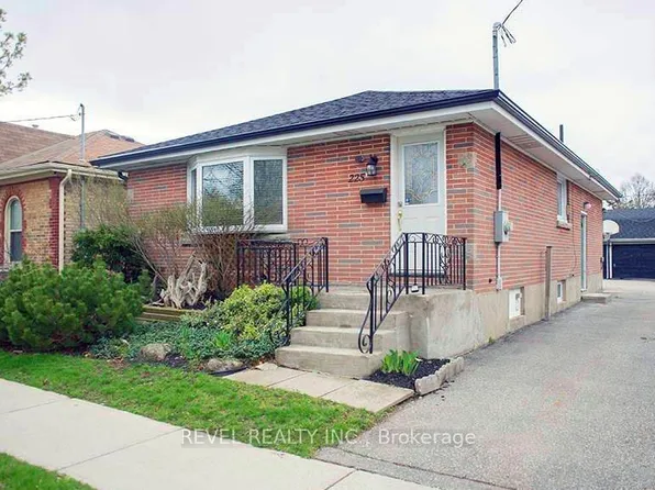 225 Chatham St, Brantford, ON N3S 4H2