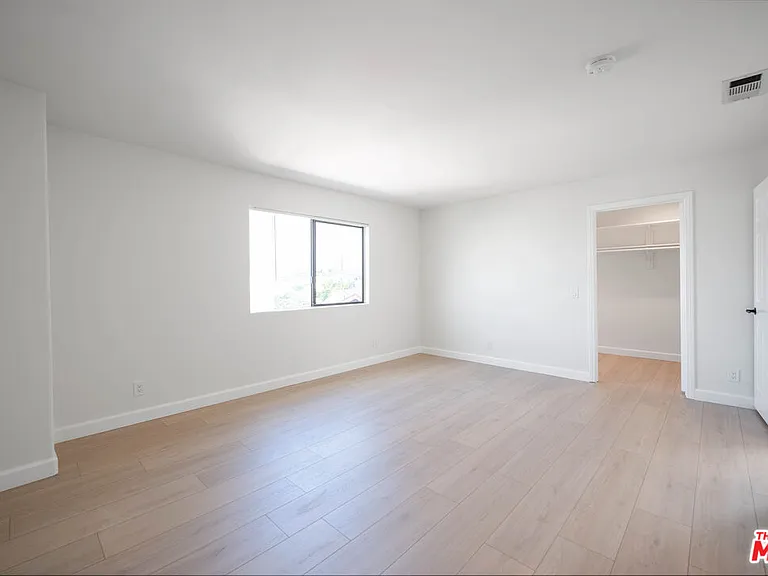 5327 Lexington Ave #B — Photo 17