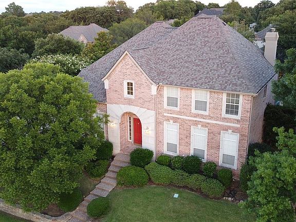 2nd image of 3384 Castlewood Blvd