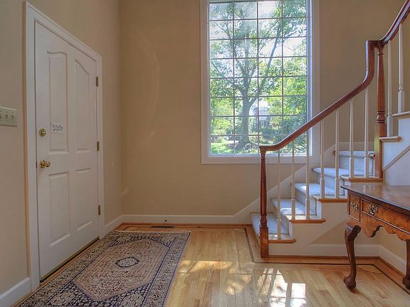 5th image of 3209 Hobcaw Ln