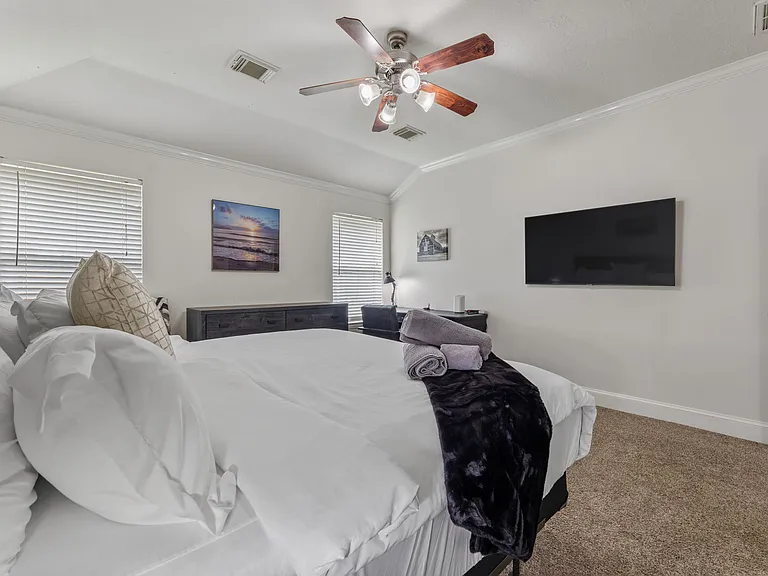 14807 Fairway Square Dr — Photo 21