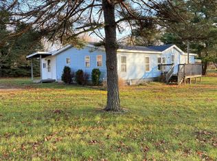 810 N Elm St, Tekonsha, MI 49092