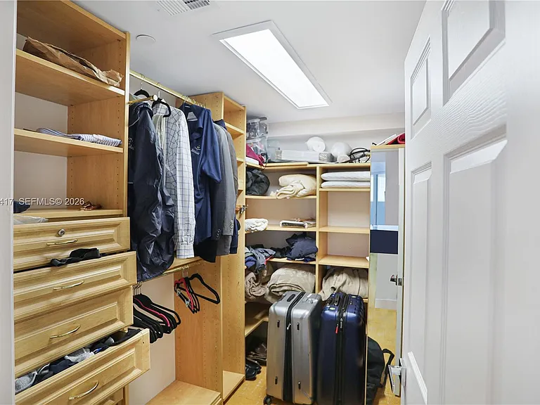 4775 Collins Ave #1804 — Photo 38