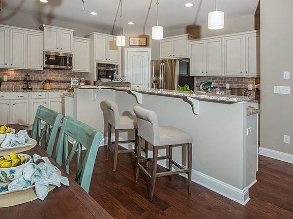 Photos NOT of actual home