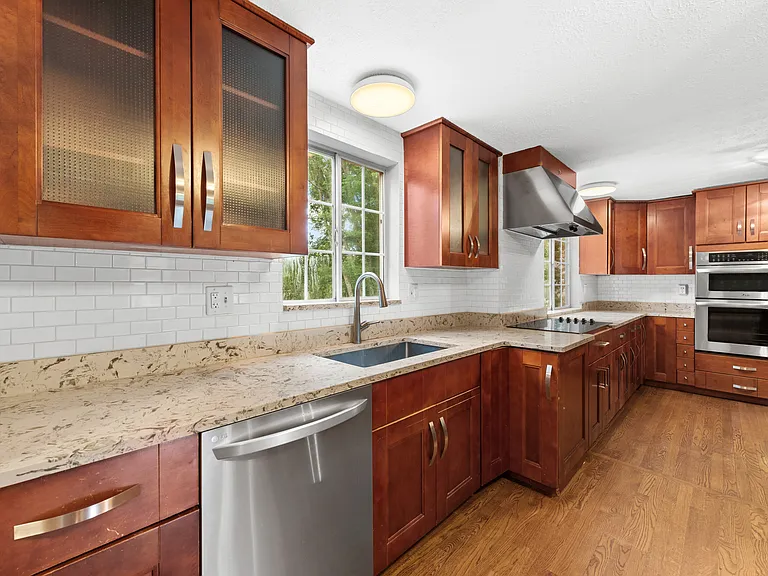 1161 Kettle Pond Ln — Photo 20