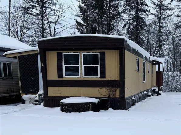 4 Muto St, Lakewood, NY 14750