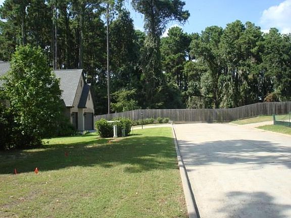 3rd image of 165 Pine Branch Dr