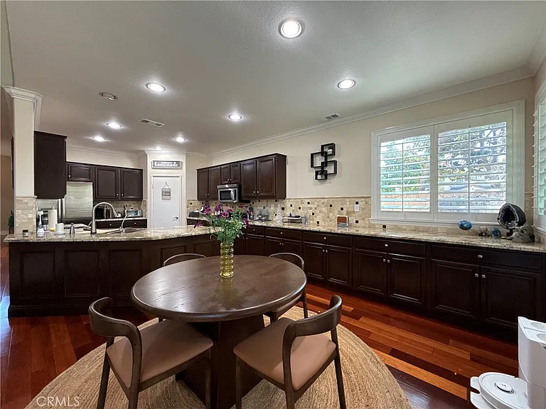 12210 Vista Ct — Photo 17
