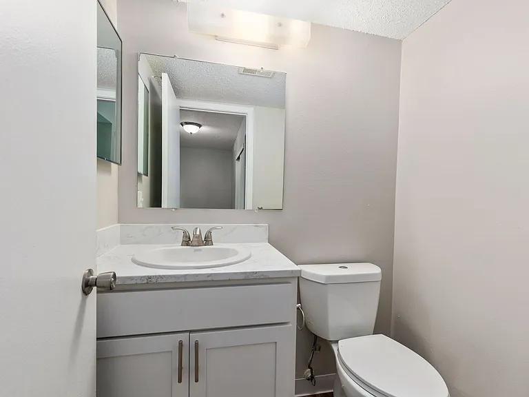 Briarcliffe Apartments & Townhomes — Photo 34