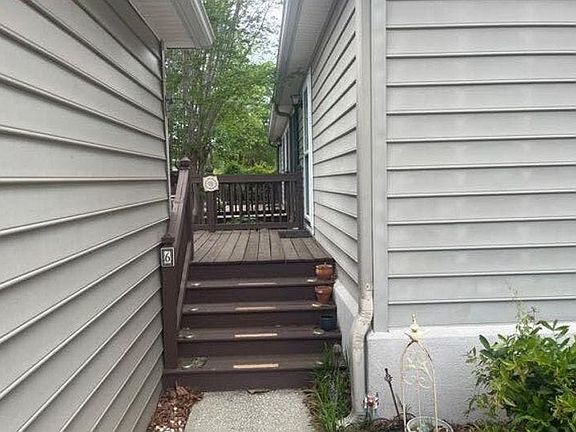 3rd image of 3 Sussex Ct