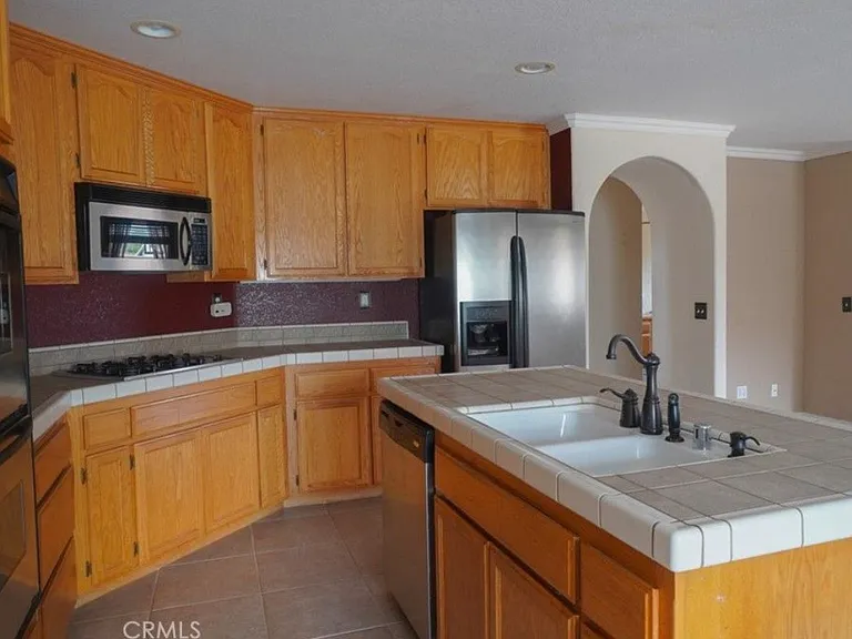 12661 Shorewood Ln — Photo 5
