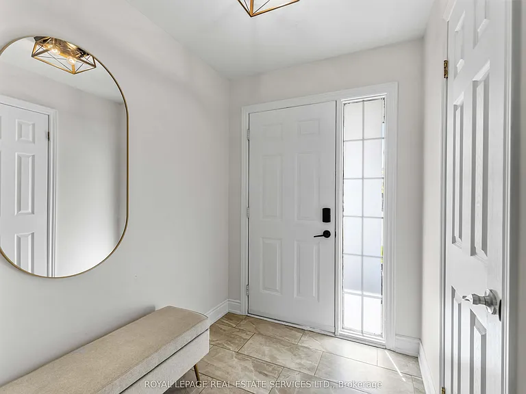 13 Newell Ct — Photo 4