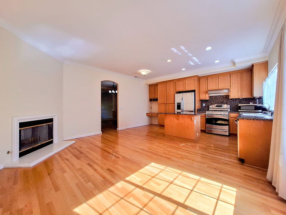 1st image of 6974 Silver Fox Dr