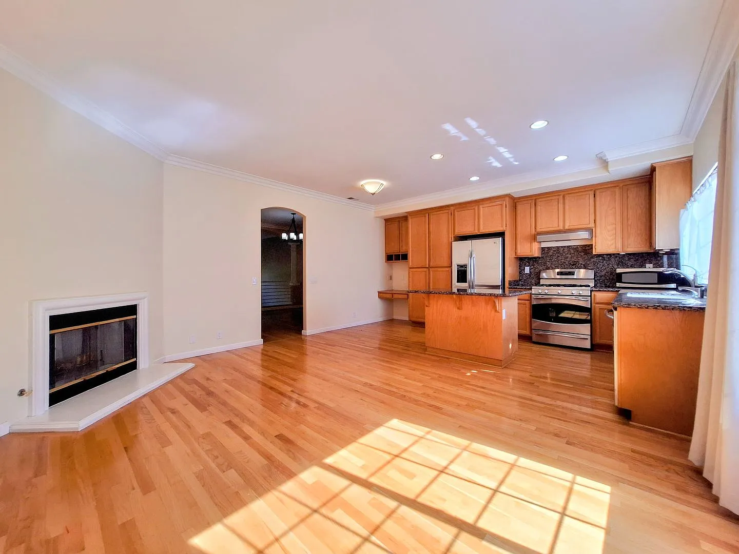 6974 Silver Fox Dr photo 1