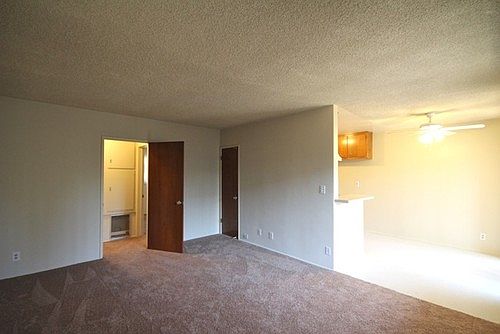 3rd image of 421 N Electric Ave APT F