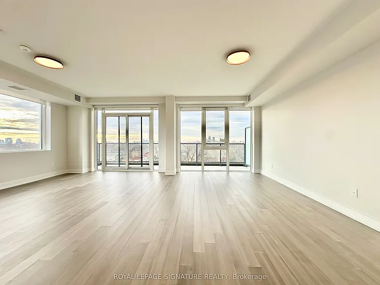 664 Spadina Ave #701 — Photo 2