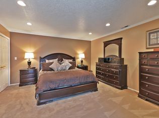 6316 SW Peyton Rd, Portland, OR 97219