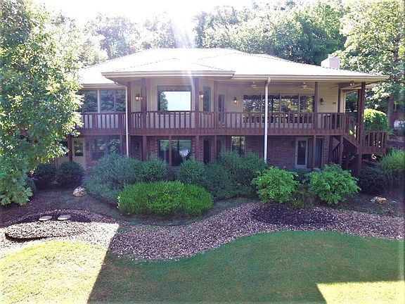 4th image of 59 Churchill Dr