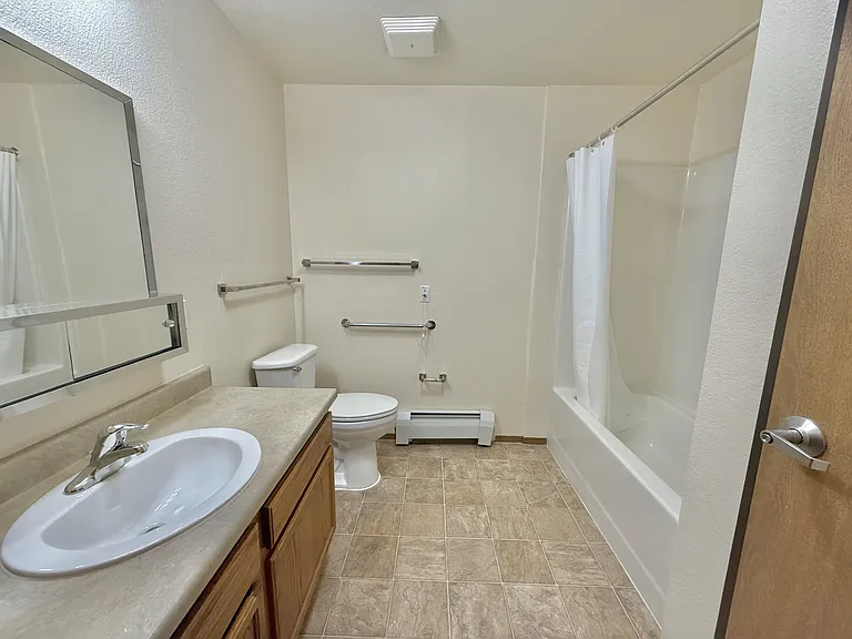 Broomfield Greens Senior Apartments — Photo 10