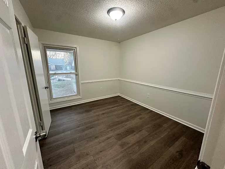 6294 Martinwest Dr — Photo 8