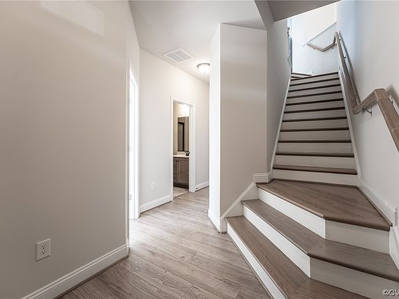 4th image of 4308 Dominion Forest Cir