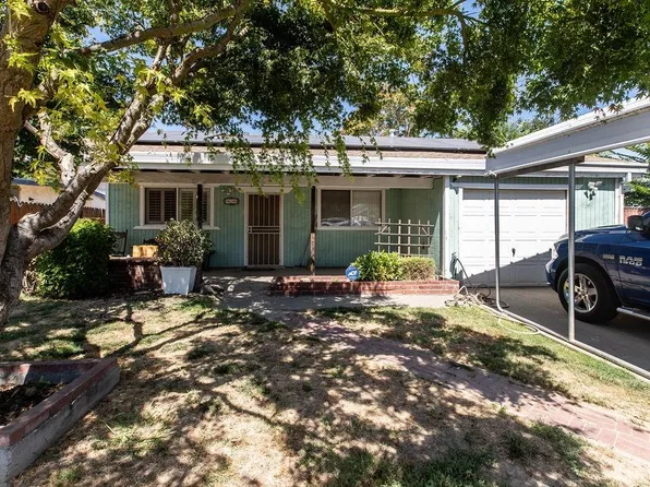 924 Sharian St, West Sacramento, CA 95605
