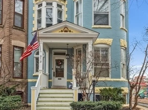 313 S Maple Ave APT 1R, Oak Park, IL 60302