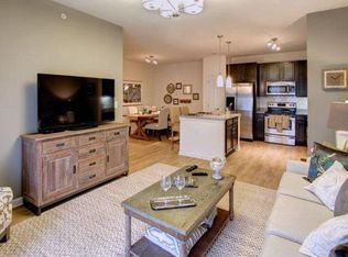 1809 Alexander Highlands Dr #207, Charlotte, NC 28262