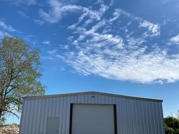 7937 Welch Rd, Needville, TX 77461