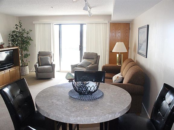4th image of 100 Michigan Ave Unit 118