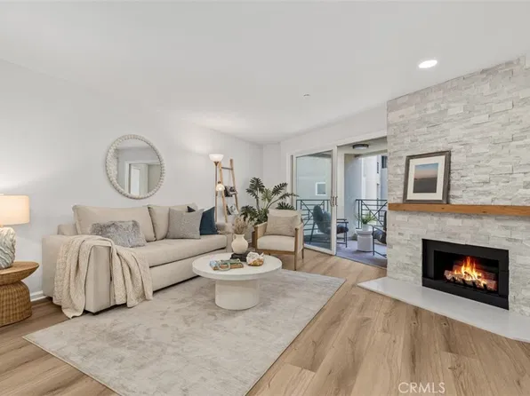 200 Pacific Coast Hwy Unit M50, Huntington Beach, CA 92648