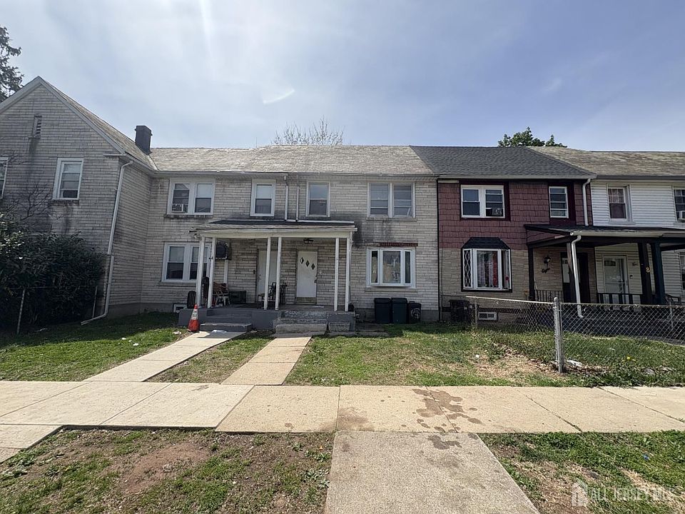 1st image of 6 Lufberry Ave