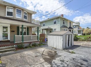 38 E Columbia Rd, Enola, PA 17025