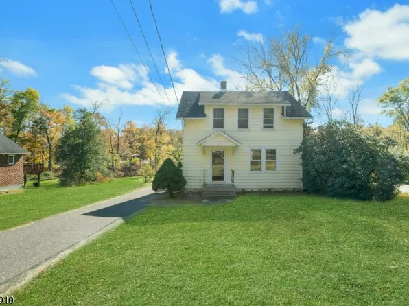 24 W Main St, Mendham Twp., NJ 07945