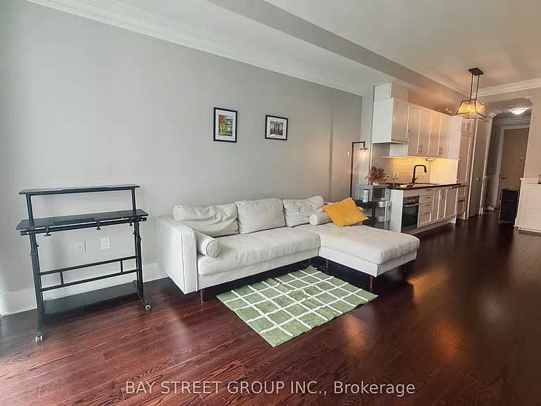 29 Queens Quay E #727 — Photo 6