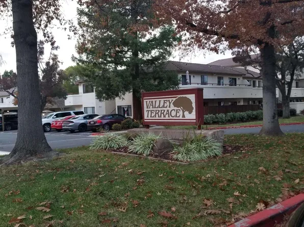 5030 Valley Crest Dr APT 75, Concord, CA 94521