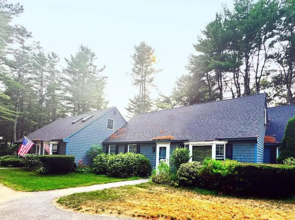 18 Ward Circle #18, Brunswick, ME 04011