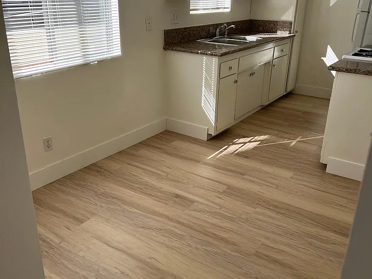 1907 Carnegie Ln #2 — Photo 8