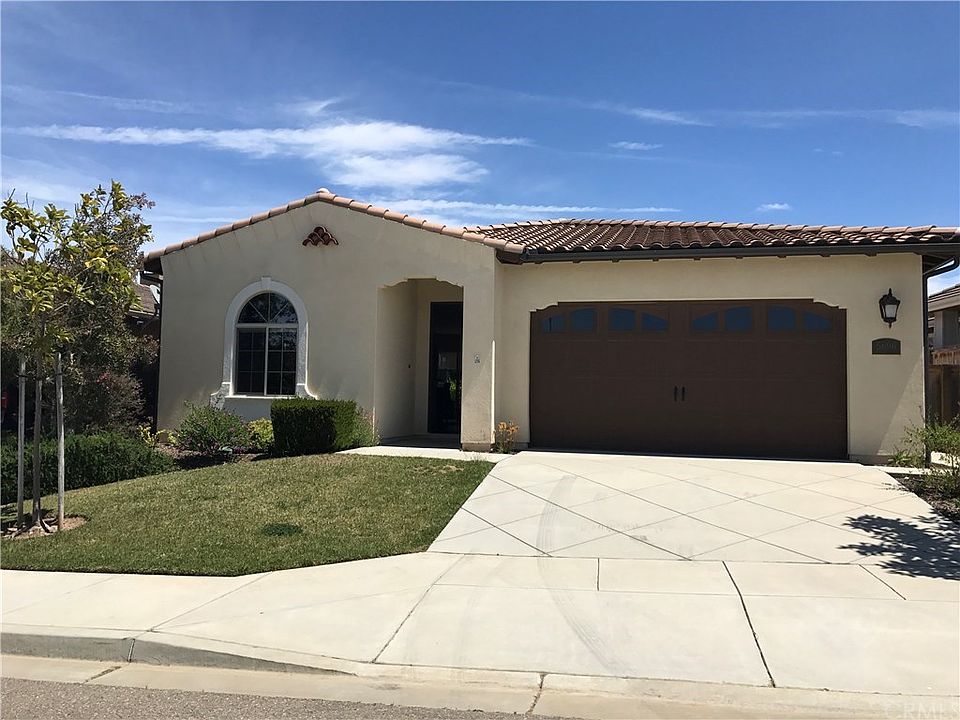 1st image of 5696 Calle De La Rosa