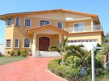 1st image of 10485 NW 130th St