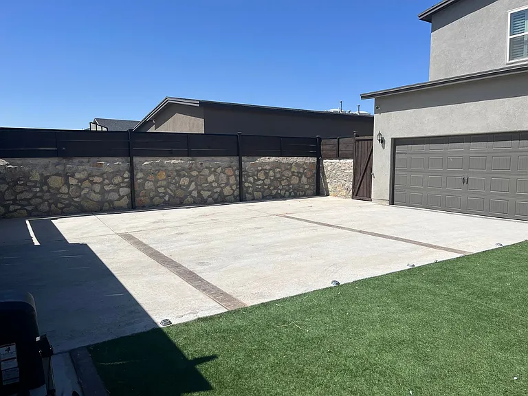 2808 Sammy Cervantes St — Photo 4